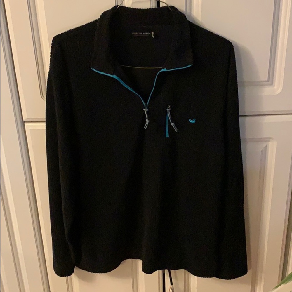 Southern Marsh Black 1/4 zip  small large
